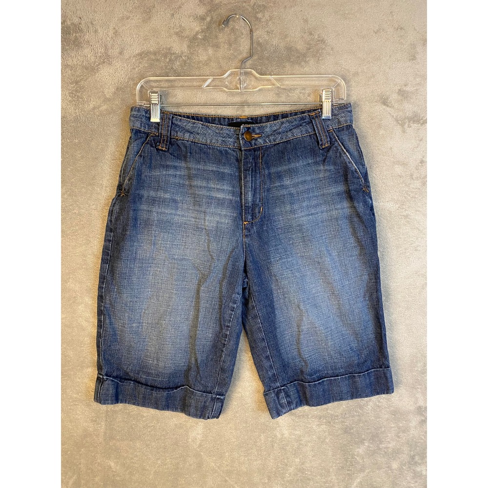 a.n.a Denim Bermuda Shorts Womens 6 Cuffed Medium Wash EUC